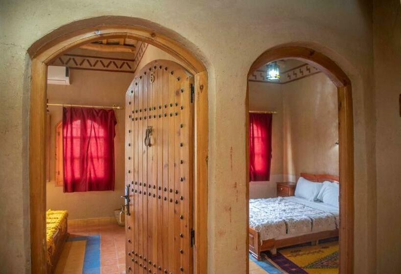 בית מלון כפרי Awayou