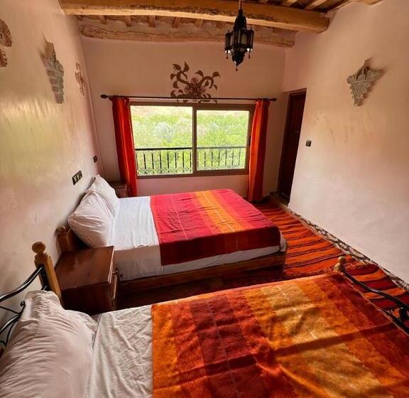 בית מלון כפרי Awayou