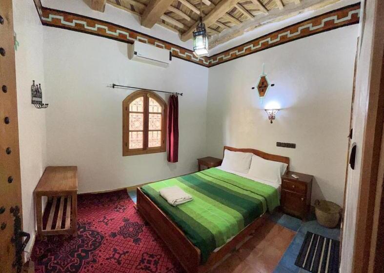 בית מלון כפרי Awayou