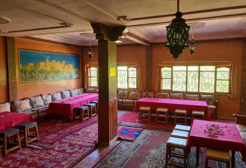 בית מלון כפרי Awayou