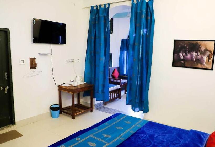 ホテル Sariska Farms & Adventure