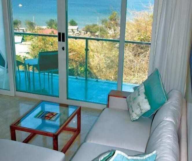 酒店 Bukit Pool Suites