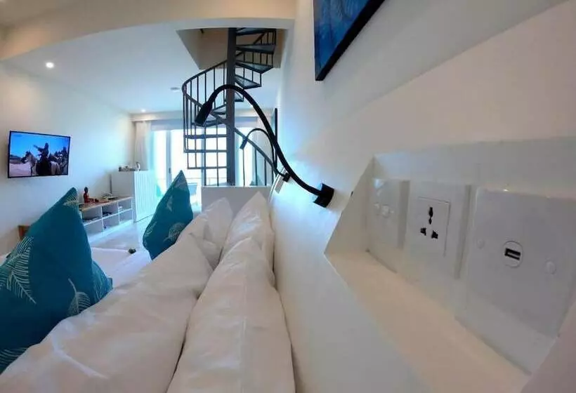 ホテル Bukit Pool Suites