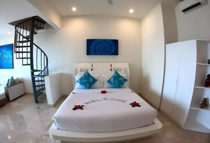 ホテル Bukit Pool Suites