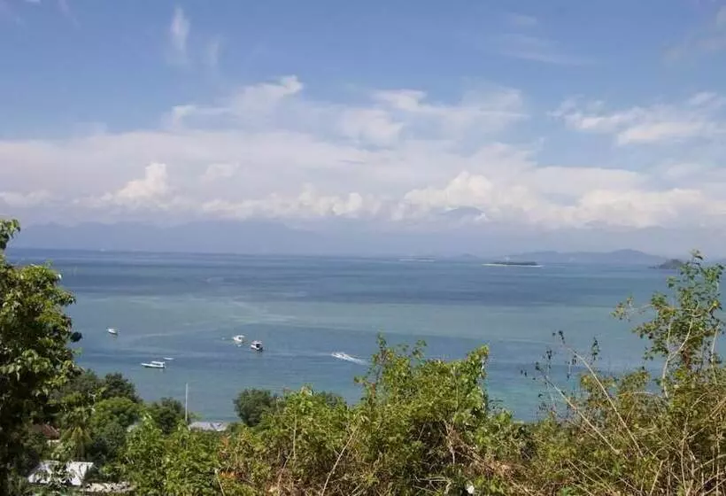 ホテル Bukit Pool Suites