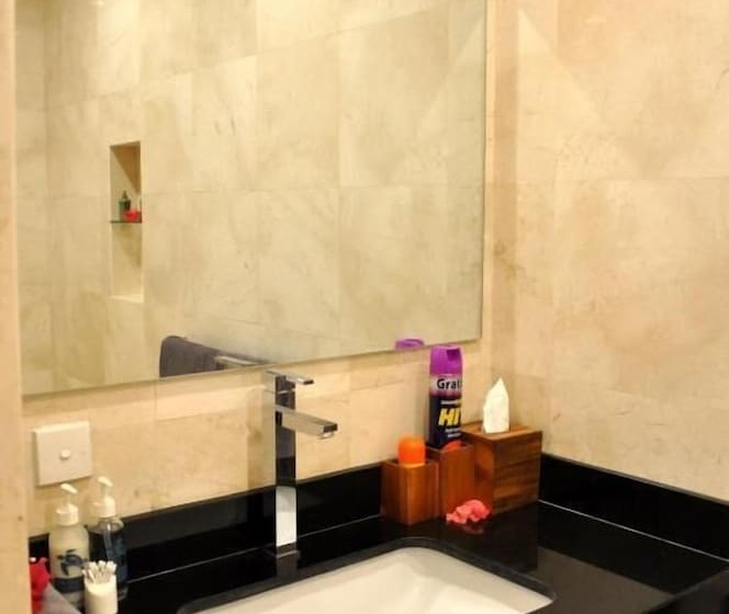 酒店 Bukit Pool Suites