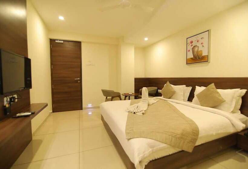 فندق Jayson Metoda