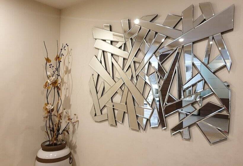 فندق Jayson Metoda