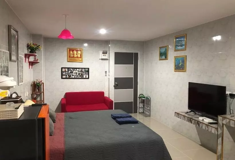 Hotelli Kansinee In Resort