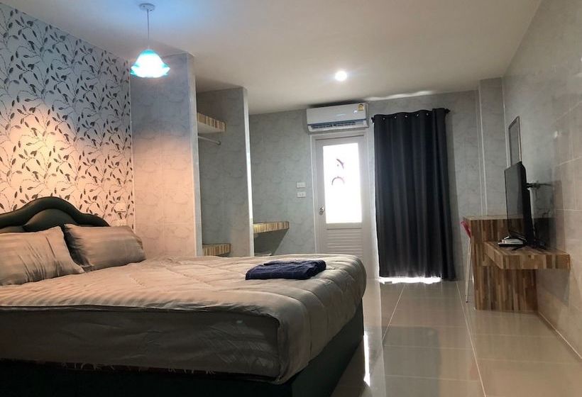 Hotel Kansinee In Resort