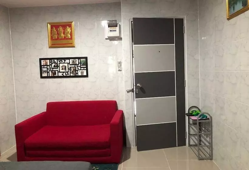 Hotelli Kansinee In Resort