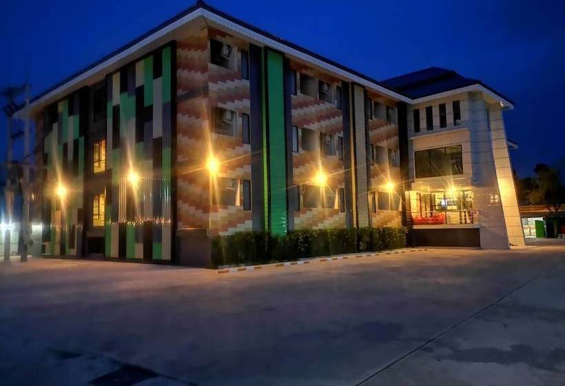 Hotel Kansinee In Resort