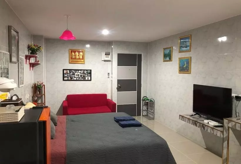 Hotelli Kansinee In Resort