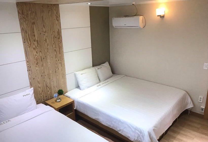 Prada Hotel & Pension