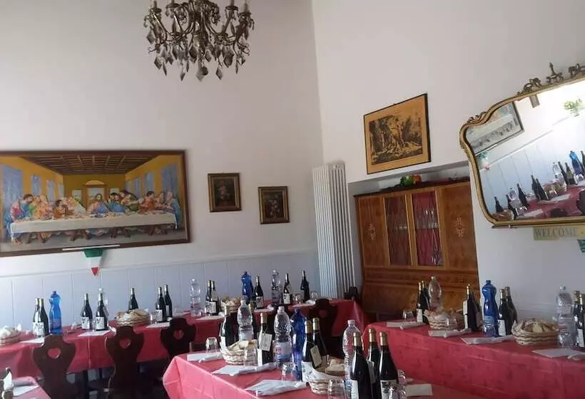 田舎風ホテル Agriturismo Cascina Aurora
