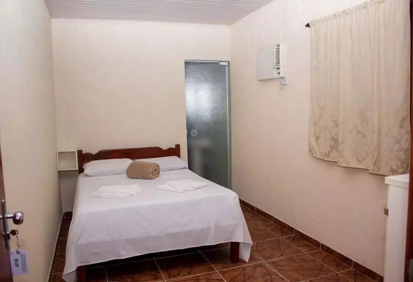 Maaseutuhotelli Fazenda Estancia Torre De Pedra