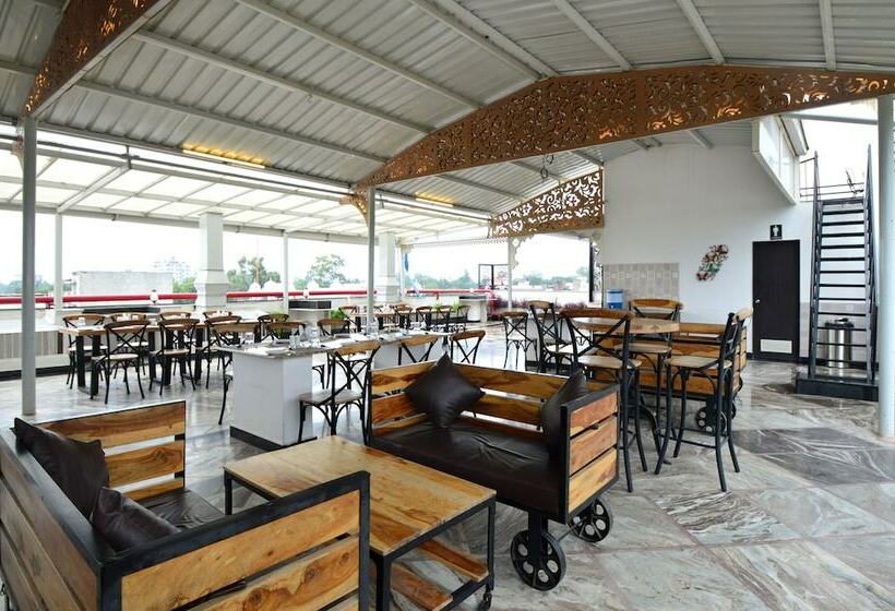 ホテル Yorkshire Inn Udaipur