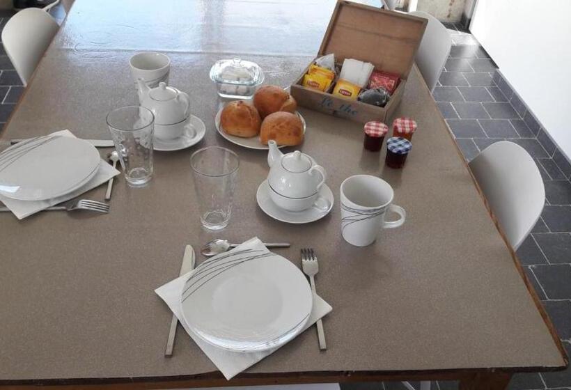 Le Domaine Des Terres Blanches