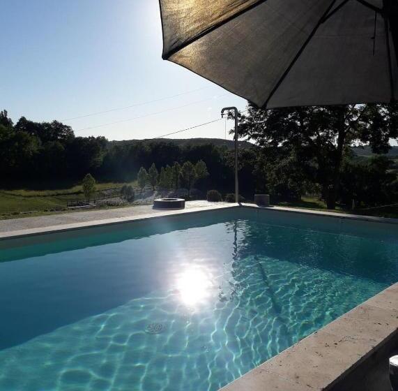 Le Domaine Des Terres Blanches