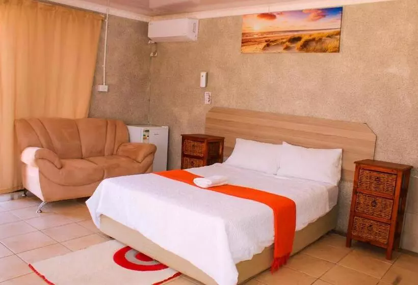 Majatalo Godmill City Guesthouse