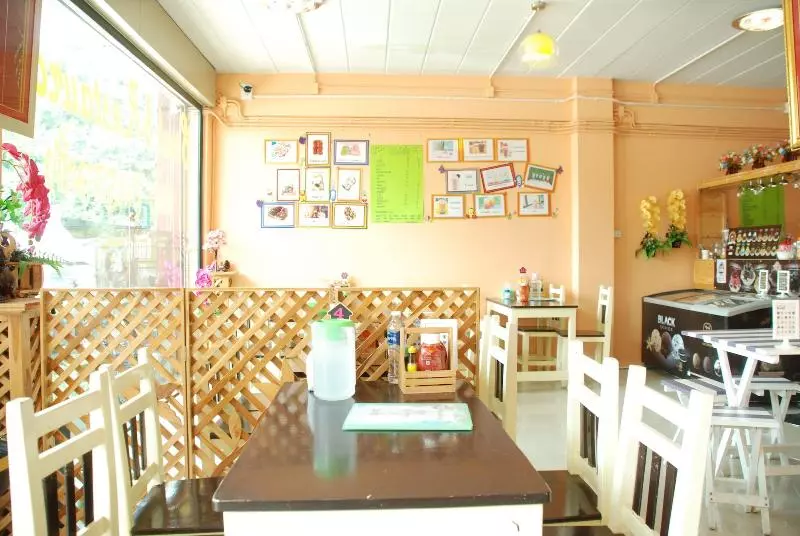 Majatalo Keeree Guesthouse