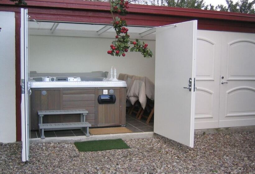 פנסיון Lugna Gården  Spa & Konferens