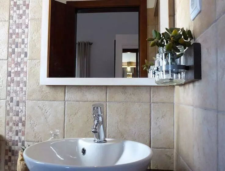 ペンション Monte Do Alento   Castro Da Cola