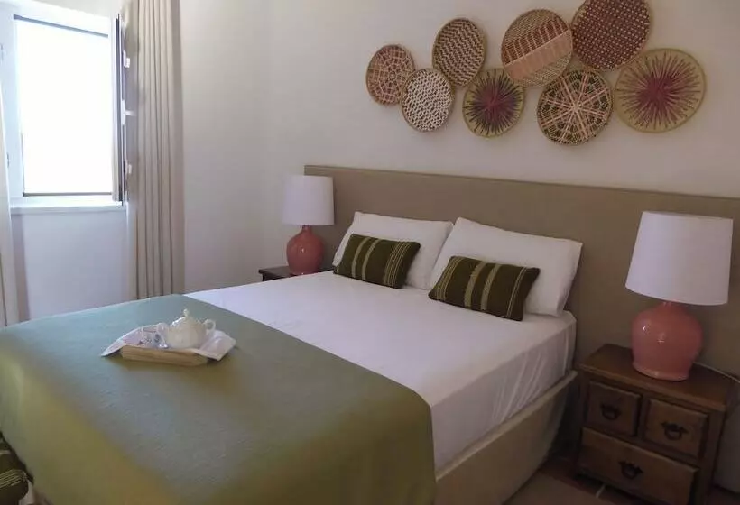 ペンション Monte Do Alento   Castro Da Cola