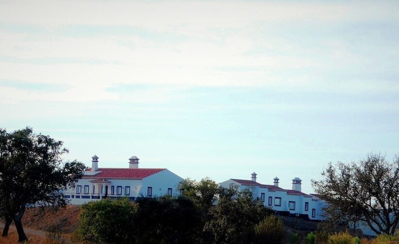 بنسيون Monte Do Alento Castro Da Cola