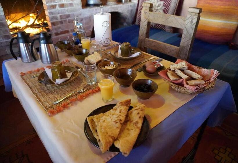 Pension (Hôtel basse catégorie) La Kasbah Elkhorbat Muxu Berbere