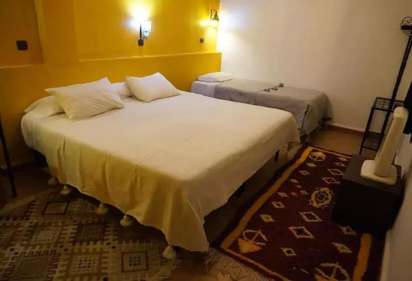 Majatalo La Kasbah Elkhorbat Muxu Berbere