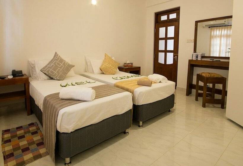 ペンション Niru Residence