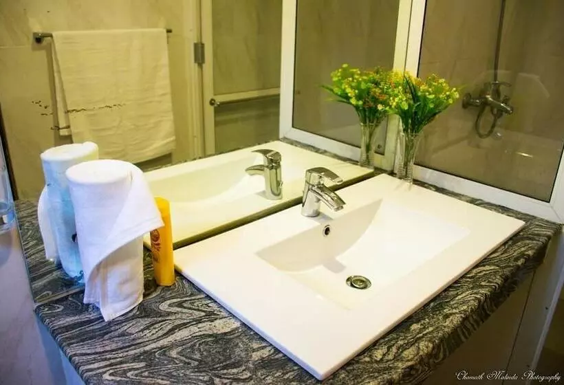 Majatalo Niru Residence