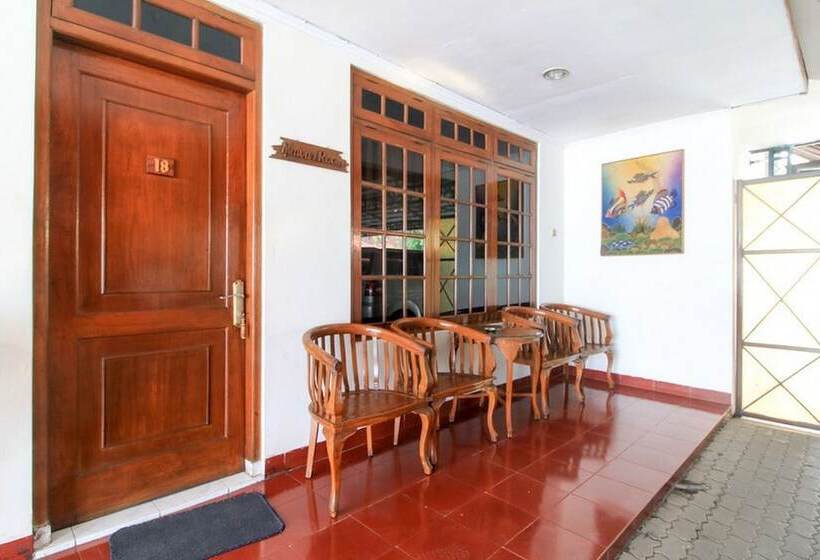 بنسيون Reddoorz Near Klaten Train Station