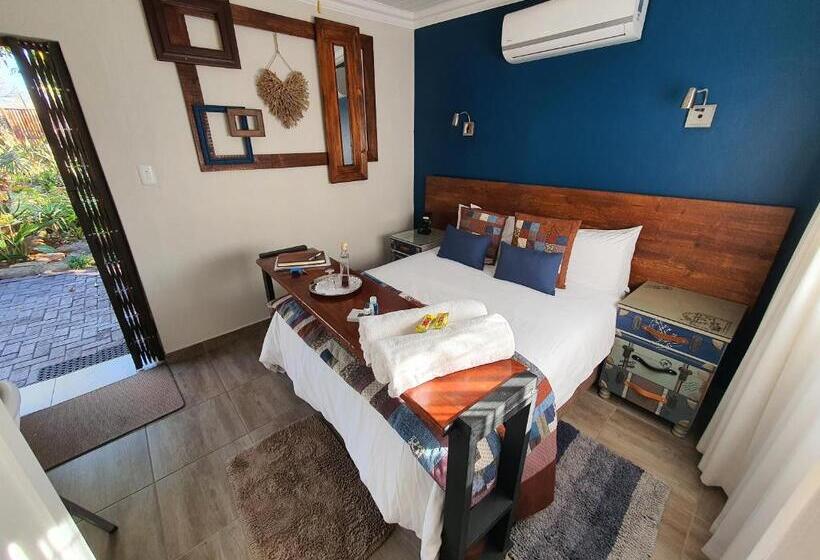 ペンション Rustic Forest Guest House