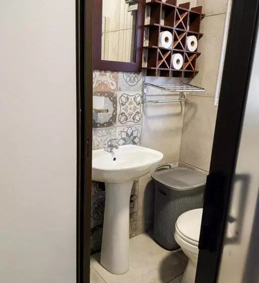 ペンション Rustic Forest Guest House