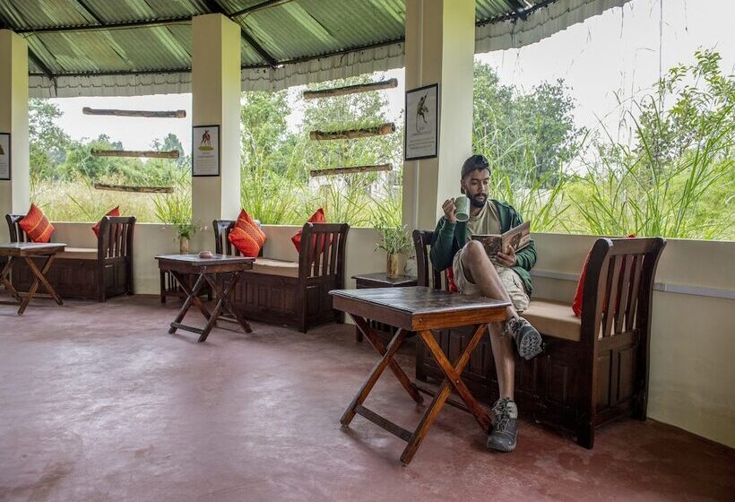 אתר נופש Camp Dev Vilas Kanha