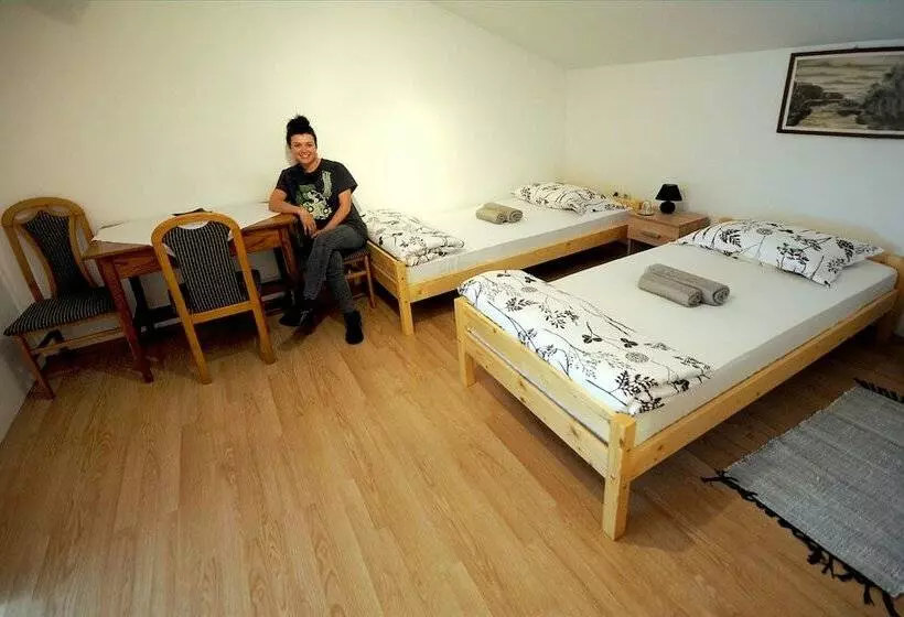 Aamiaismajoitus (B&B) Baka Ljuba