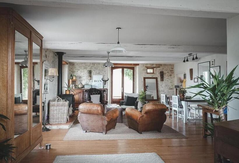 ベッドアンドブレックファースト Le Bezy Pyrénées