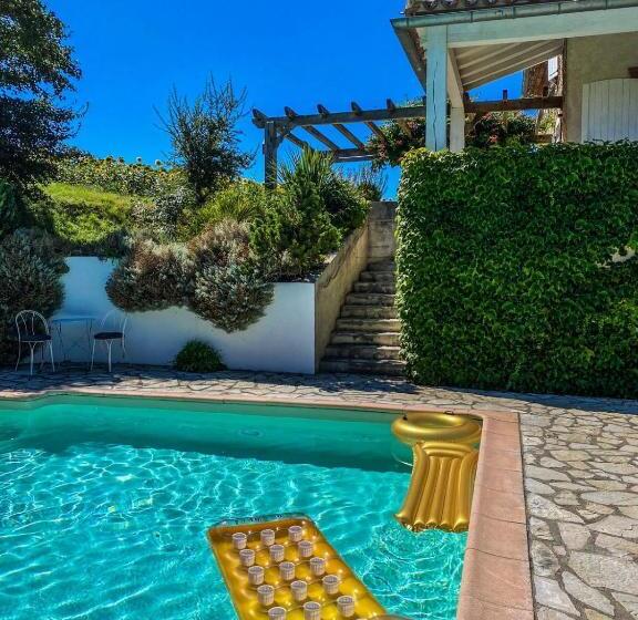 ベッドアンドブレックファースト Le Bezy Pyrénées