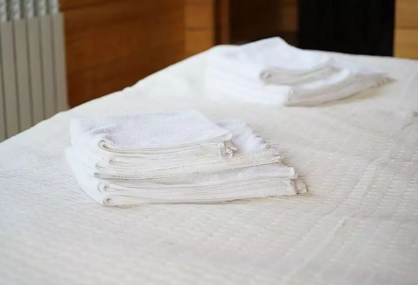 Eco Hotel Altair   Hostel