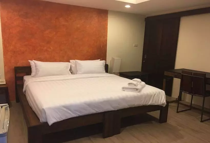 Hotelli Arcadia Maephim Serviced Apartment