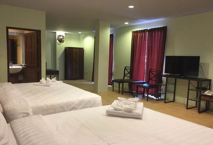 בית מלון כפרי Arcadia Maephim Serviced Apartment