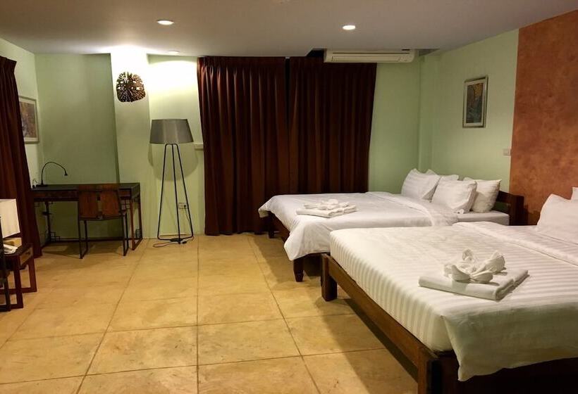 בית מלון כפרי Arcadia Maephim Serviced Apartment