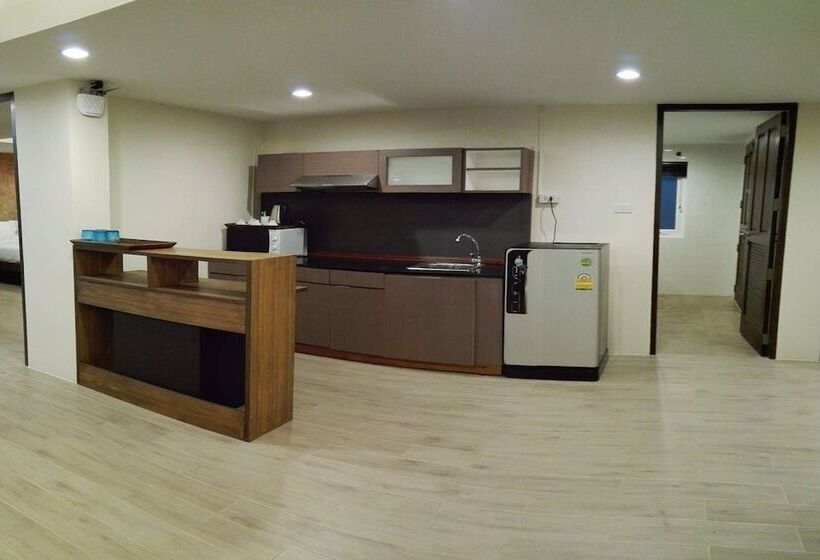 בית מלון כפרי Arcadia Maephim Serviced Apartment