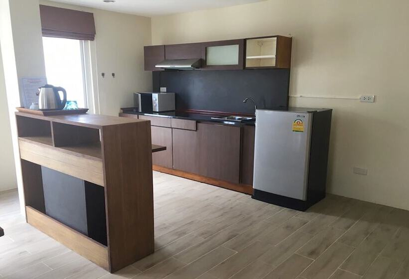 בית מלון כפרי Arcadia Maephim Serviced Apartment