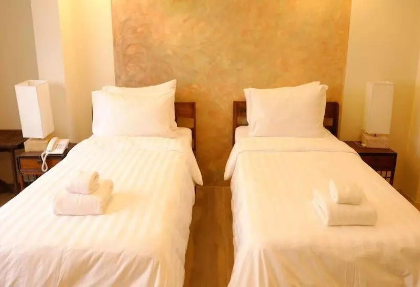 Hotelli Arcadia Maephim Serviced Apartment