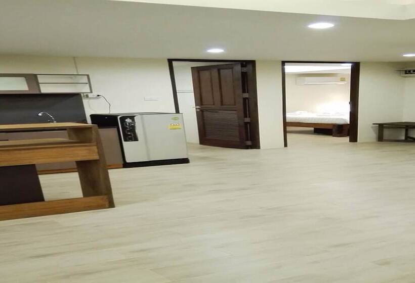 בית מלון כפרי Arcadia Maephim Serviced Apartment