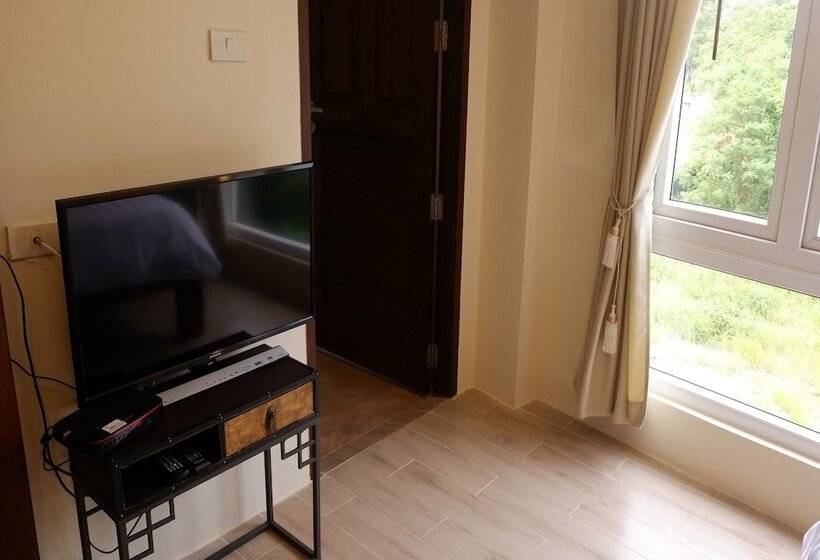 בית מלון כפרי Arcadia Maephim Serviced Apartment