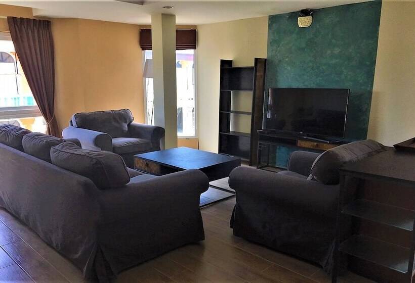 בית מלון כפרי Arcadia Maephim Serviced Apartment